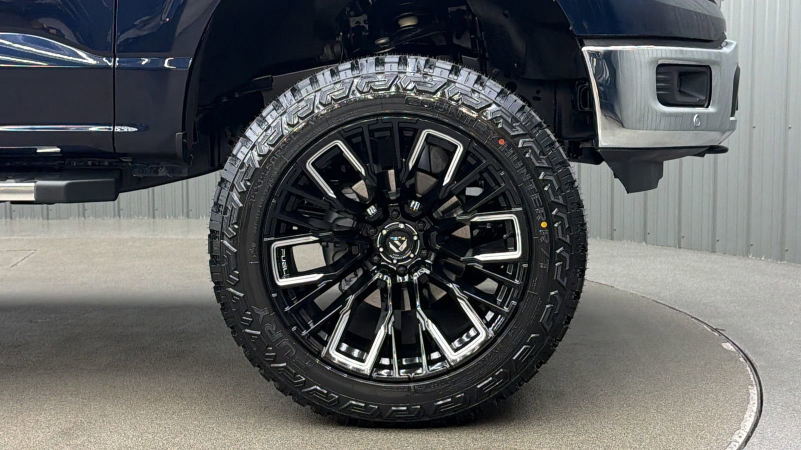 Used 2025 Ford F150 Lariat w/ Tow/Haul Package image 9