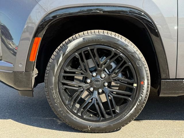 New 2026 Jeep Grand Wagoneer Limited AWD/4WD image 18