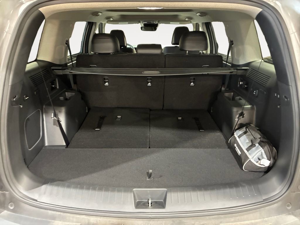 Used 2025 Hyundai Santa Fe Limited image 18