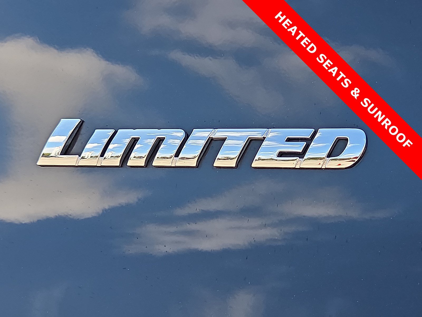 Used 2024 Toyota 4Runner Limited AWD/4WD image 8