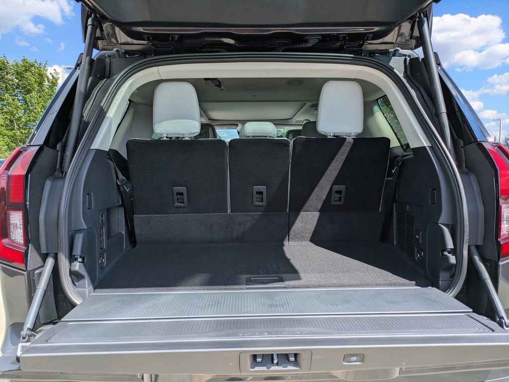 New 2026 Ford Expedition Platinum w/ Platinum Ultimate Package AWD/4WD image 12