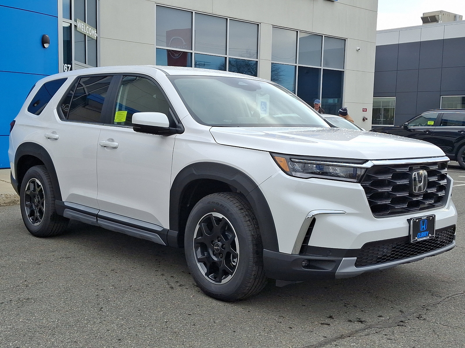 New 2025 Honda Pilot EX-L image 2