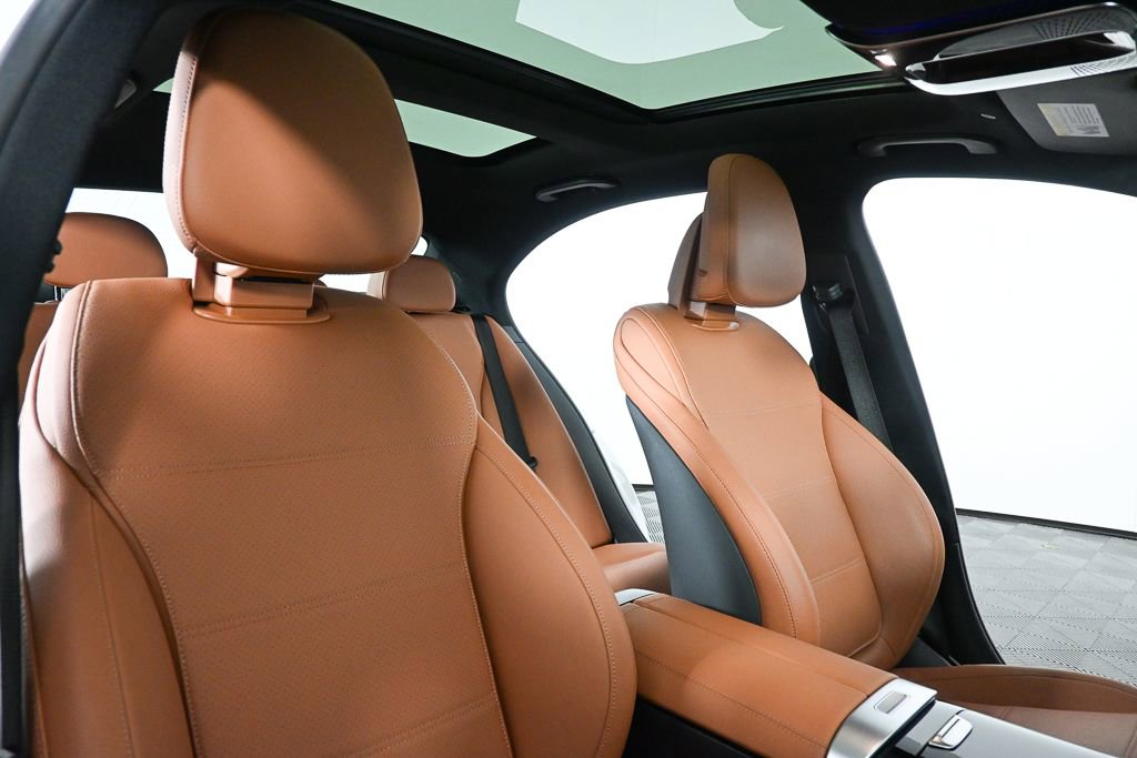 Certified 2025 Mercedes-Benz C 300 Sedan image 20