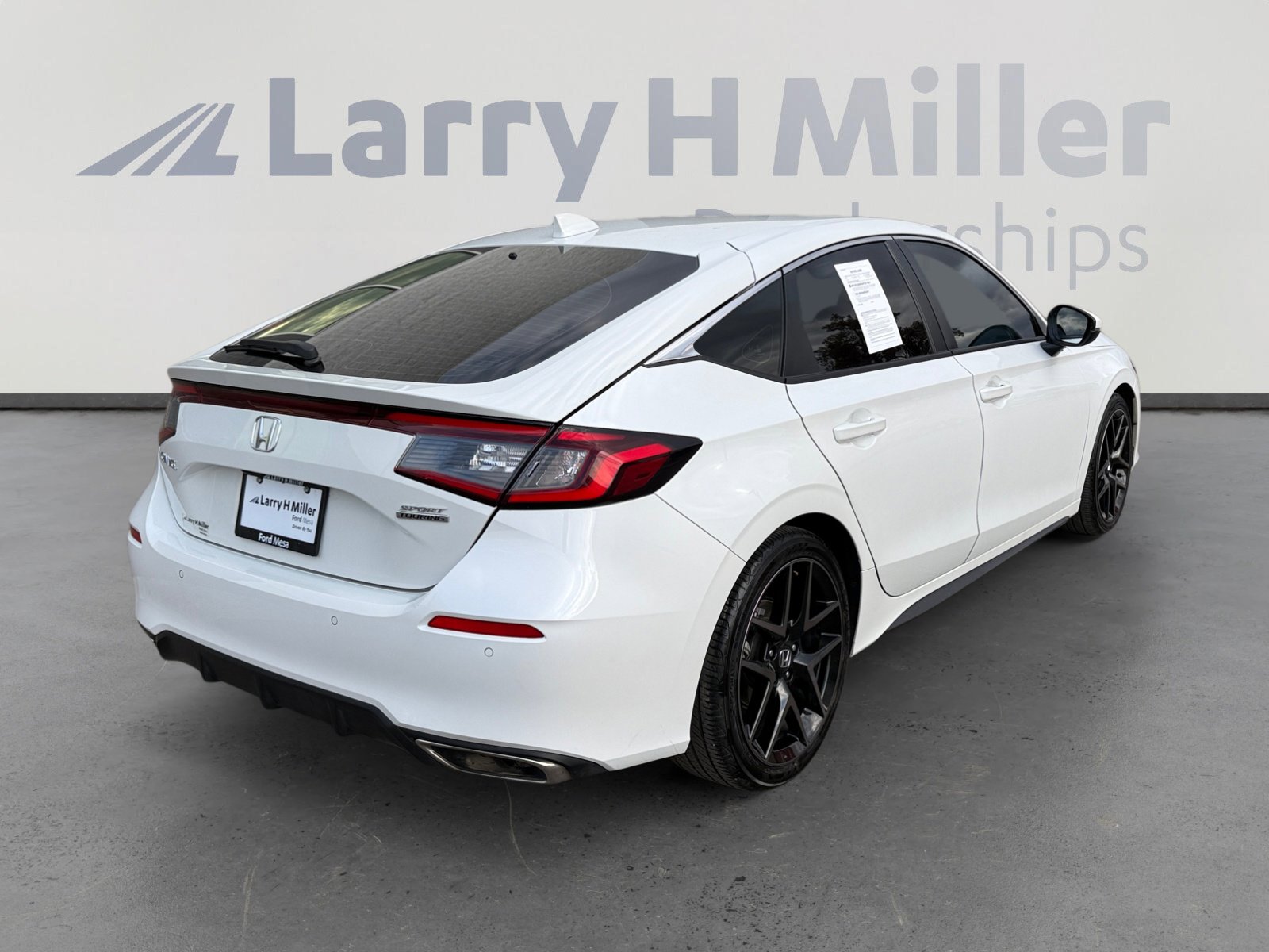 Used 2023 Honda Civic Sport Touring image 5