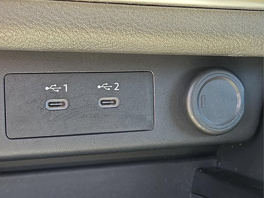 Used 2024 Nissan Rogue S AWD/4WD image 20