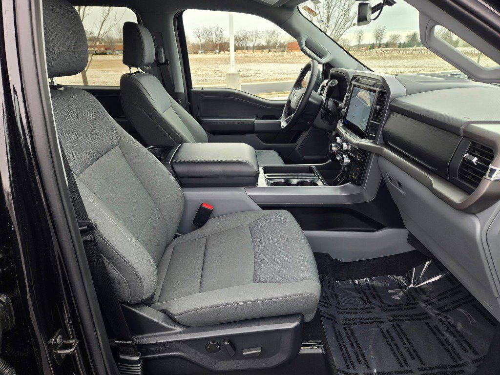 Used 2024 Ford F150 XLT w/ Equipment Group 302A MID image 7