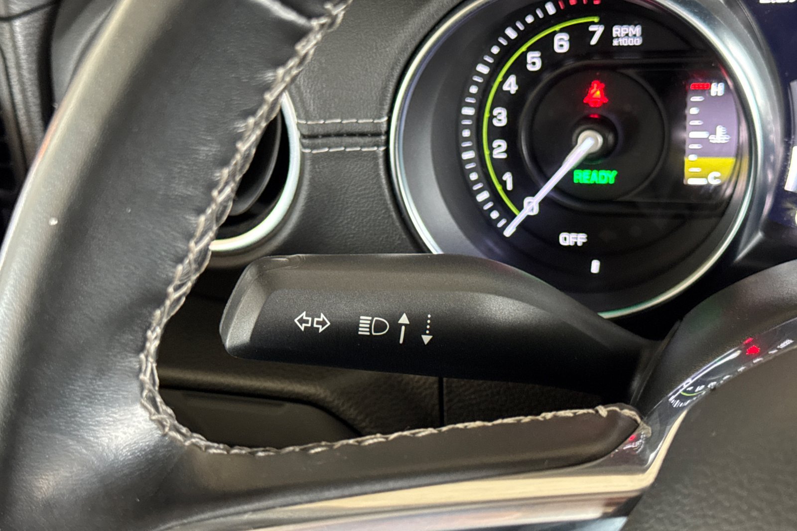 Used 2022 Jeep Wrangler Unlimited Sahara AWD/4WD image 32