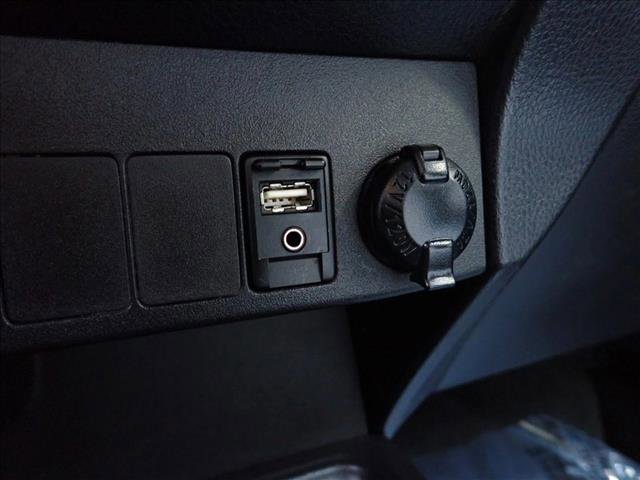 Used 2015 Toyota RAV4 LE image 20