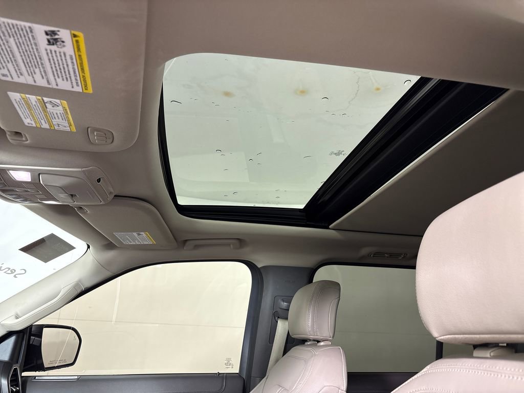 Used 2019 Ford Expedition Limited w/ Equipment Group 301A RWD image 34