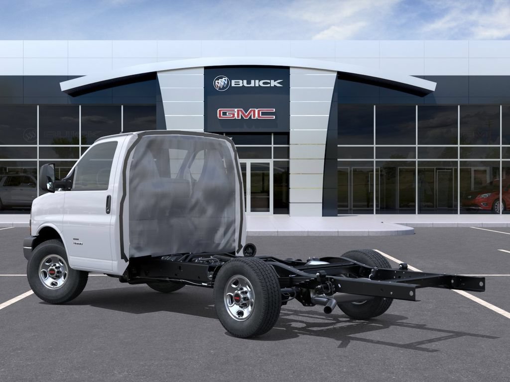 New 2025 GMC Savana 3500 w/ Power Convenience Package RWD image 3