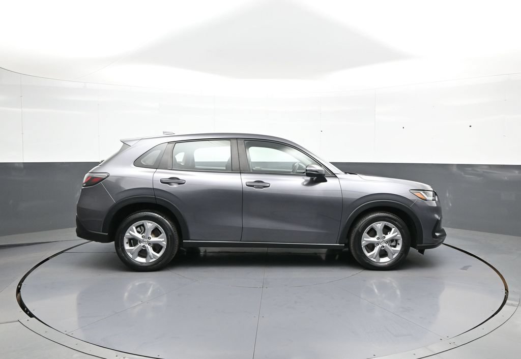 Certified 2023 Honda HR-V LX image 5