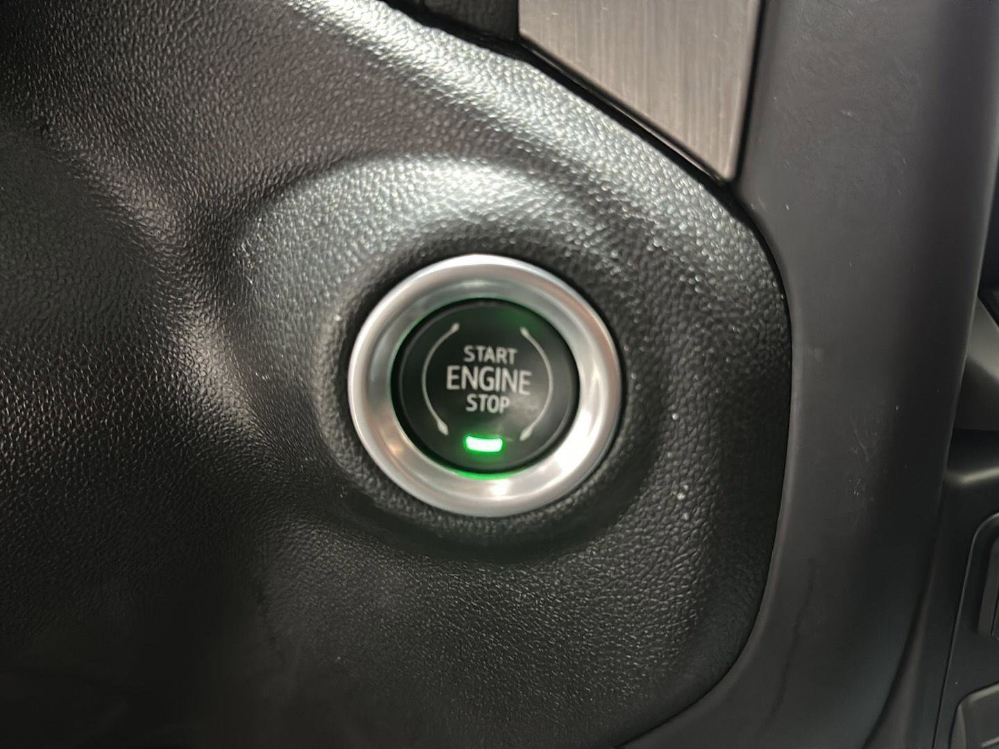 Used 2021 GMC Sierra 2500 Denali w/ Denali Ultimate Package image 16