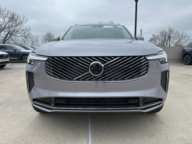 New 2026 Volvo XC90 B5 Plus w/ Protection Package Premier image 2