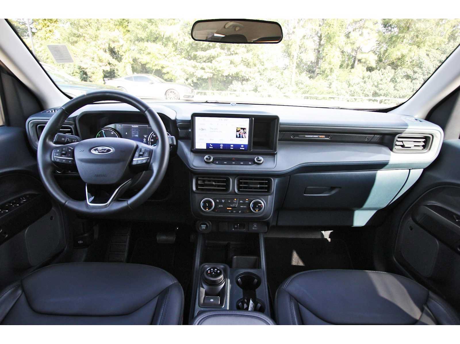 Used 2024 Ford Maverick Lariat w/ Black Appearance Package FWD image 7