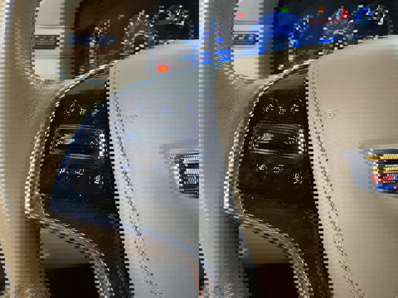 Used 2020 Cadillac Escalade Platinum image 22