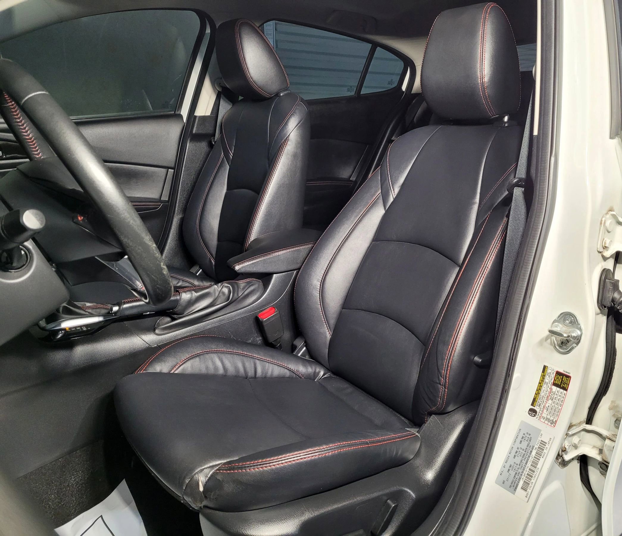 Used 2014 MAZDA MAZDA3 i Grand Touring image 19