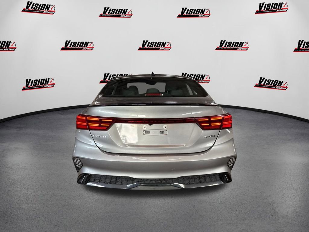Used 2024 Kia Forte GT-Line w/ GT-Line Premium Package image 6