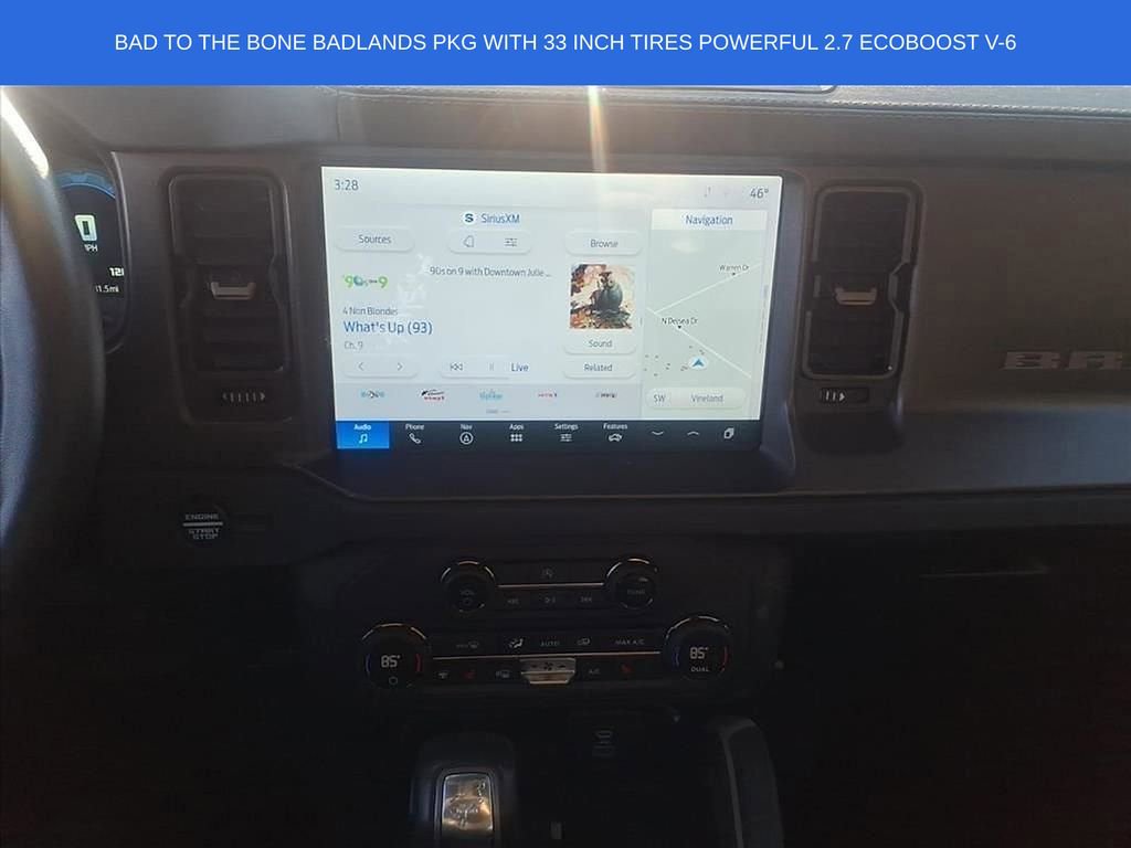 Used 2025 Ford Bronco Badlands image 24