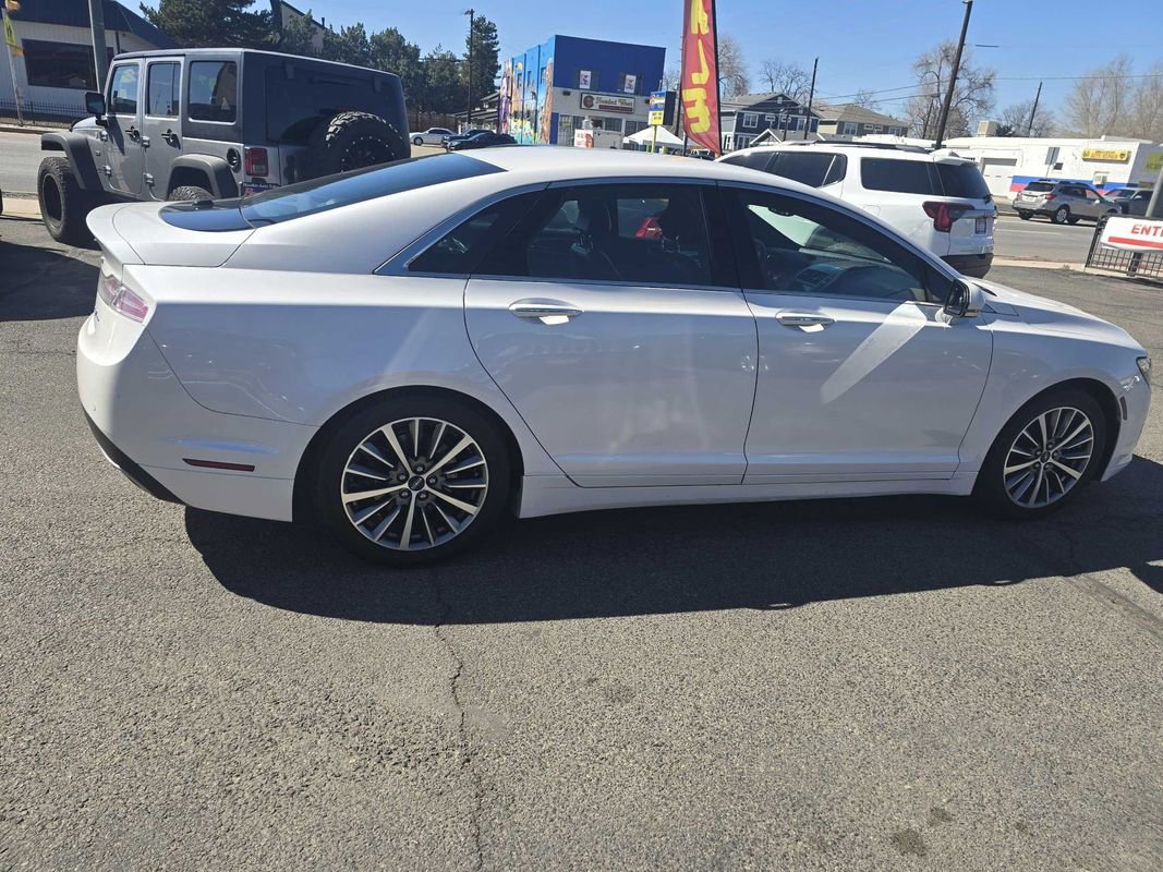 Used 2019 Lincoln MKZ Premiere image 8