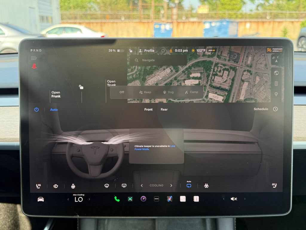 Used 2024 Tesla Model Y Long Range AWD/4WD image 16