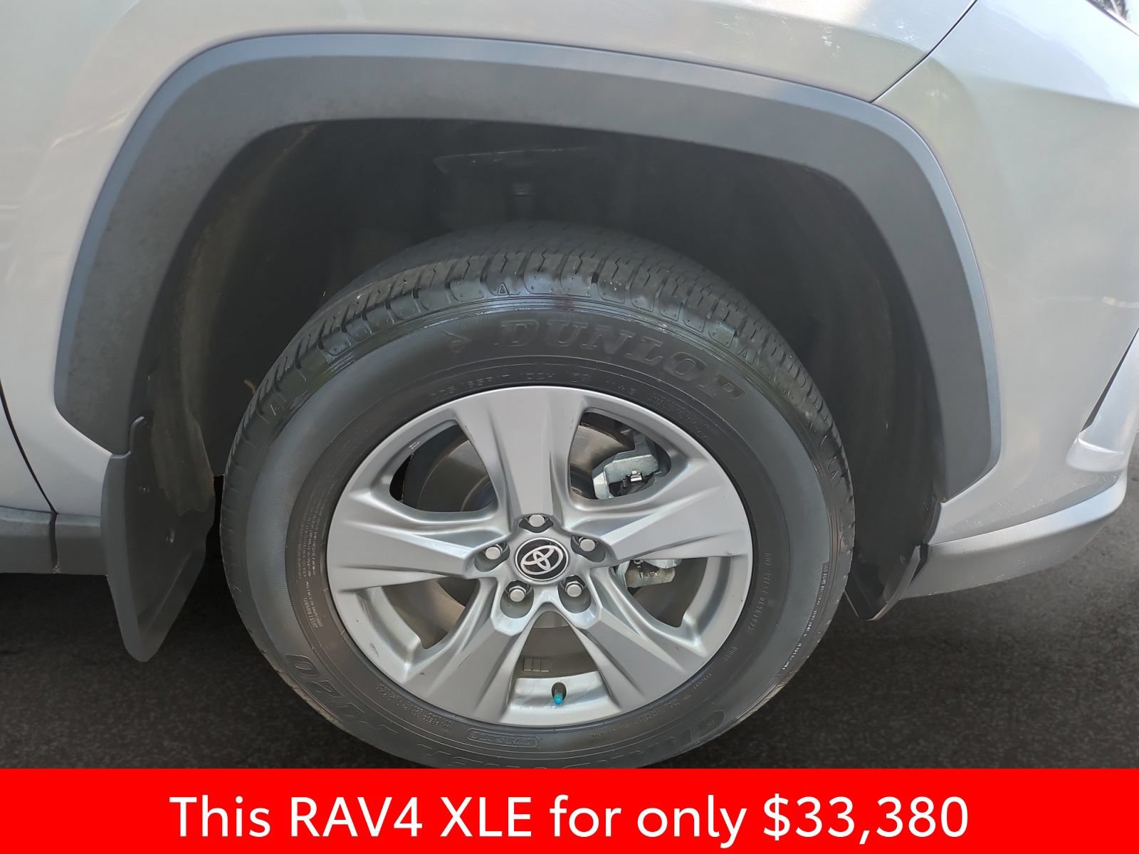 Used 2023 Toyota RAV4 XLE AWD/4WD image 41