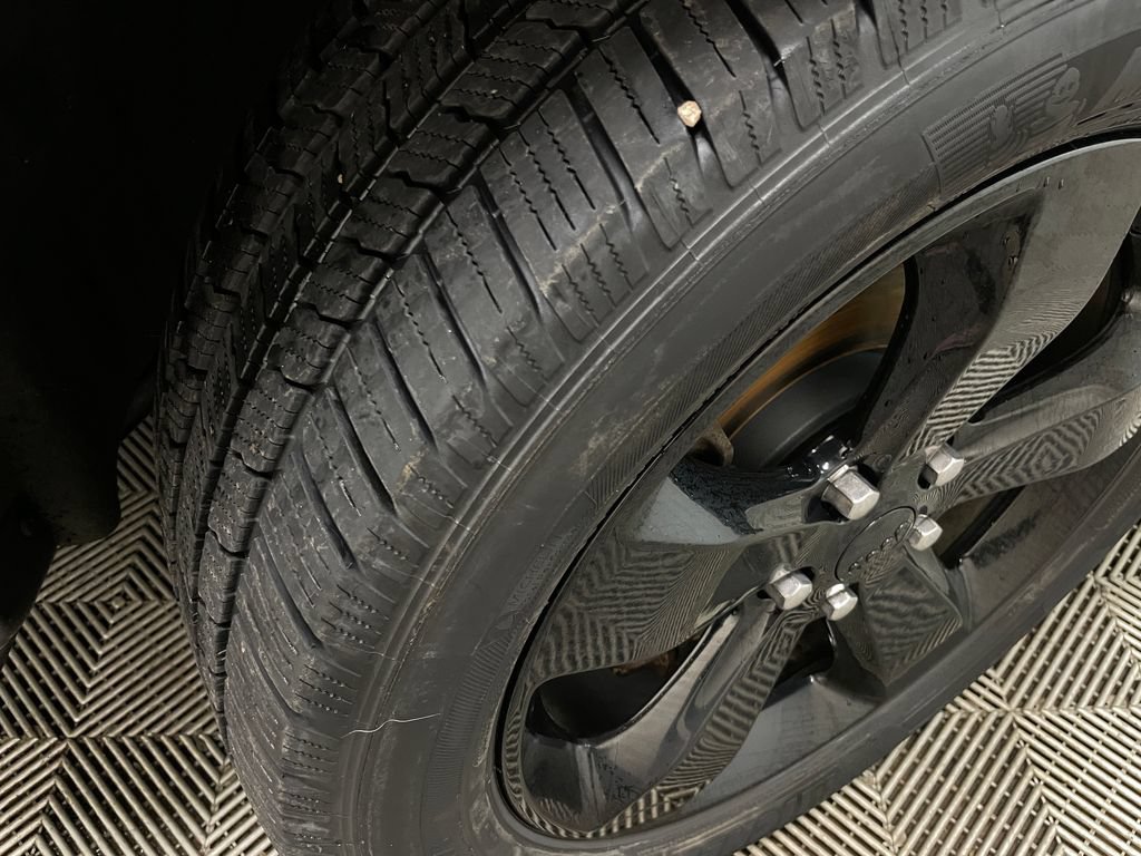 Used 2014 Jeep Grand Cherokee Altitude AWD/4WD image 47