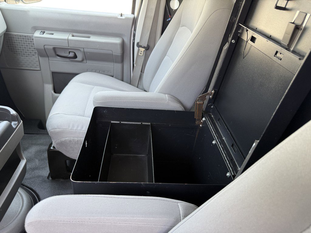 Used 2012 Ford E-150 and Econoline 150 E-150 Van w/ PWR Group image 32