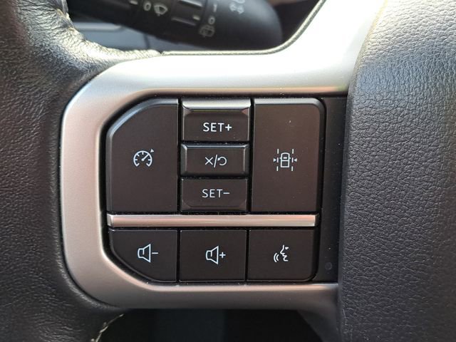 Used 2024 Ford Expedition XLT image 18