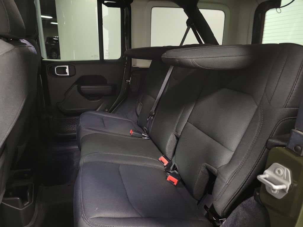 Used 2022 Jeep Wrangler Unlimited Sport AWD/4WD image 26