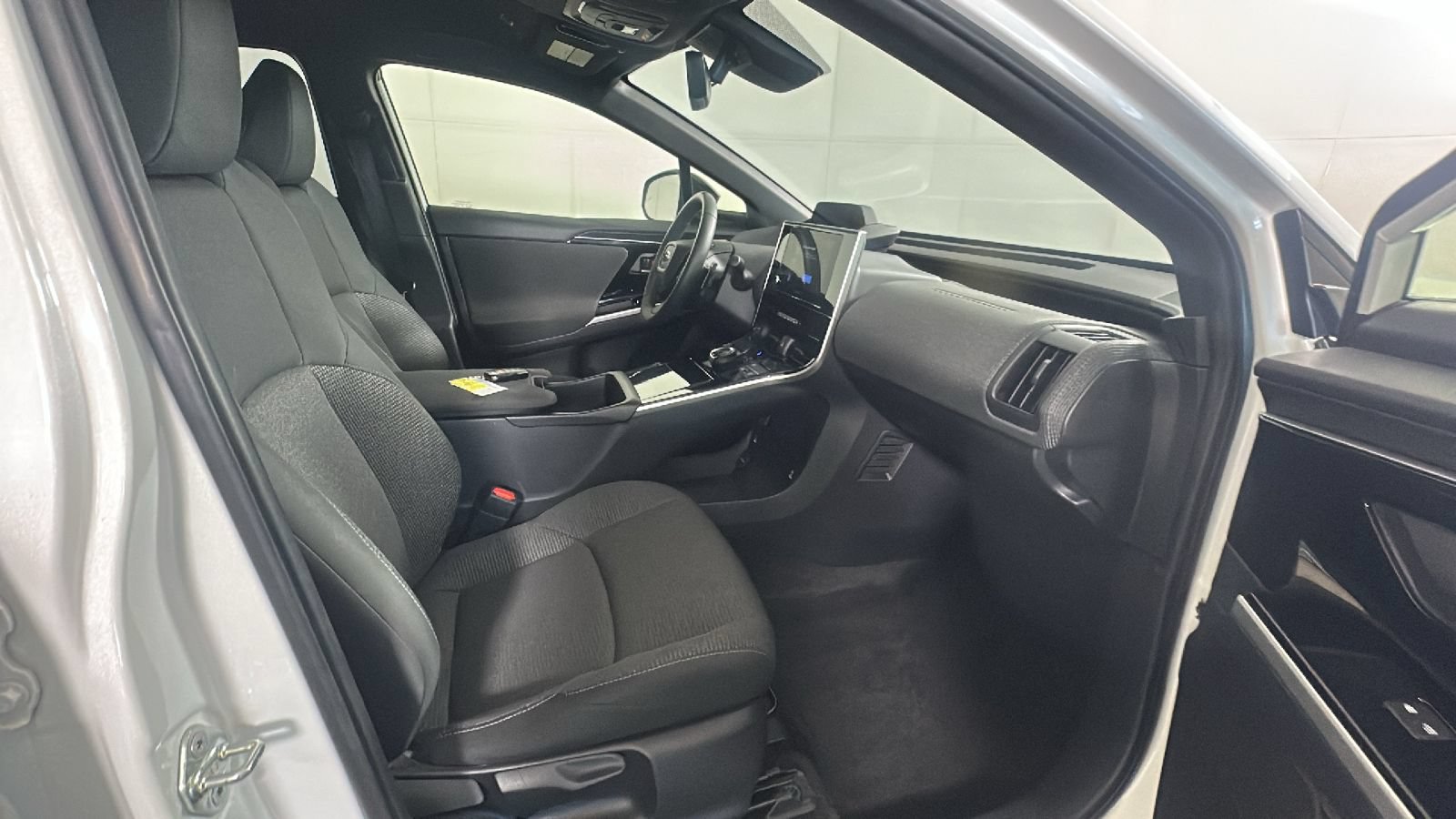 Used 2023 Subaru Solterra AWD image 34