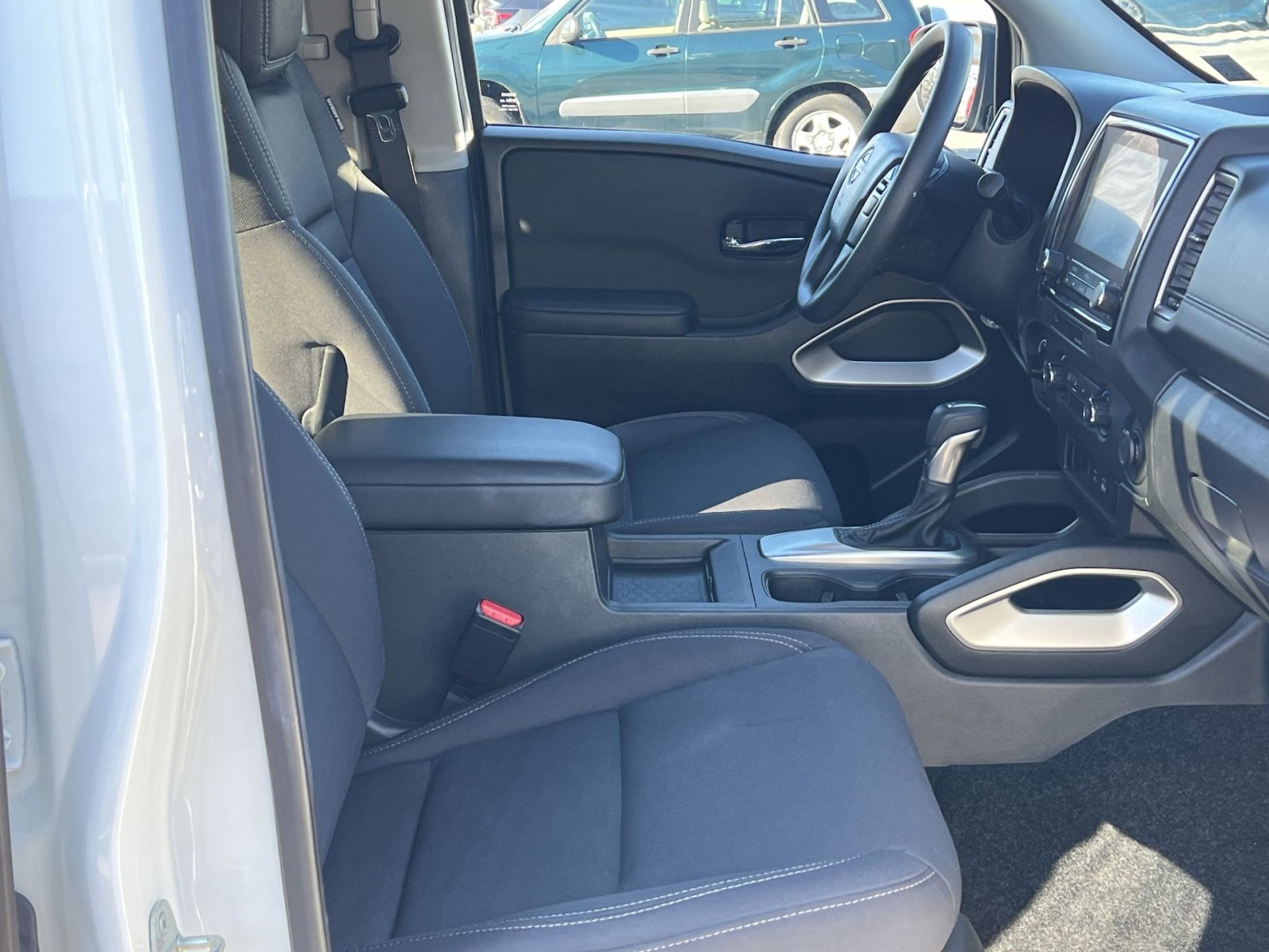 Used 2023 Nissan Frontier SV w/ Tow Package image 24