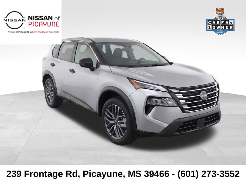Used 2024 Nissan Rogue S FWD image 2