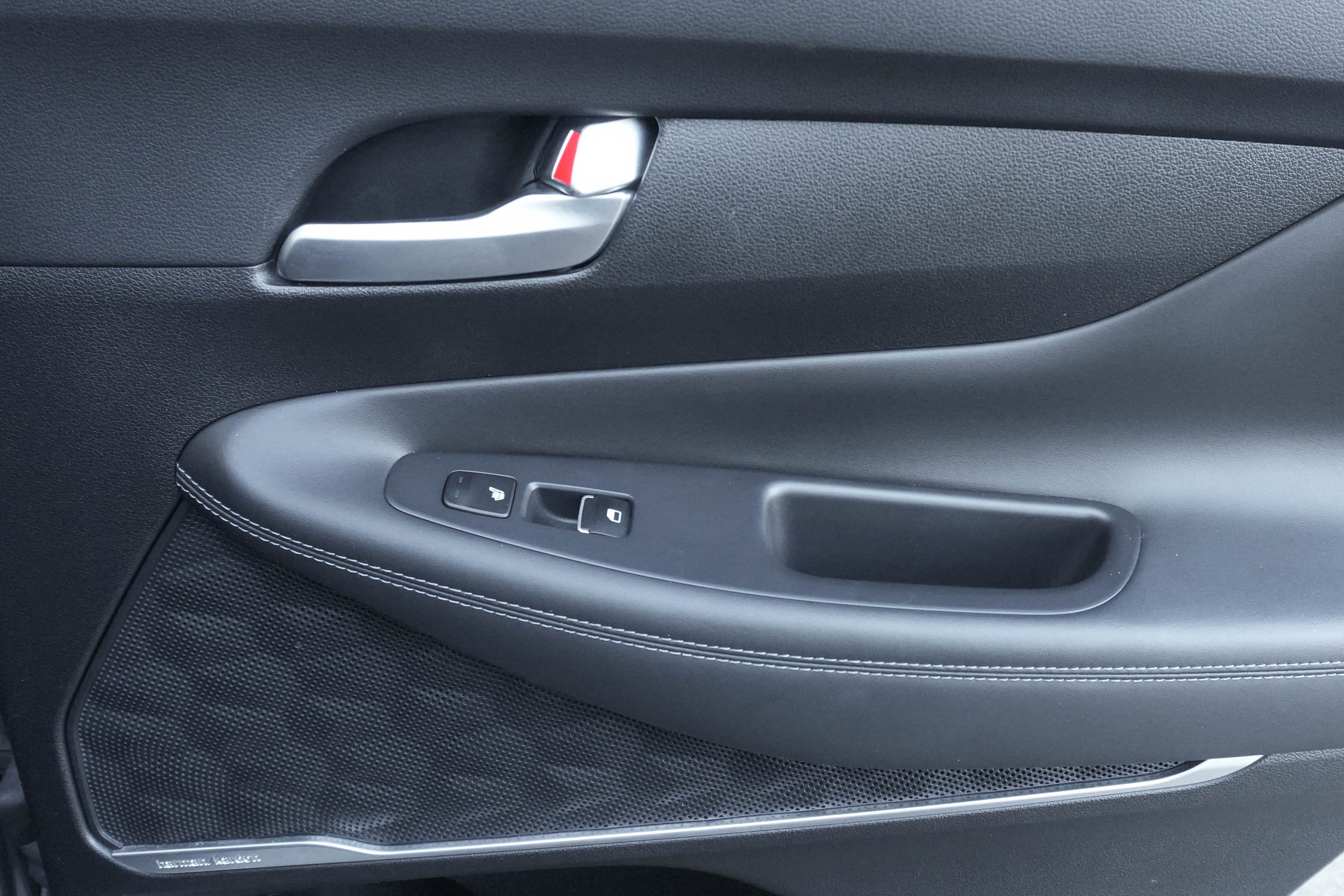 Used 2021 Hyundai Santa Fe Limited w/ Cargo Package image 28