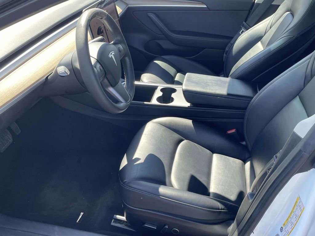 Used 2023 Tesla Model 3 Standard Range image 13
