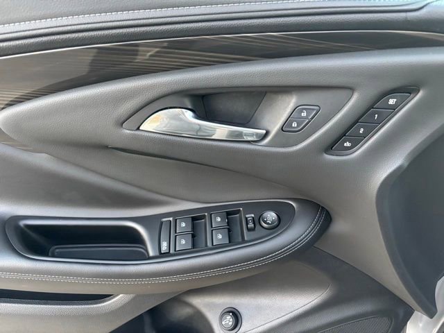 Certified 2019 Buick Envision Essence w/ LPO, Active Package image 18