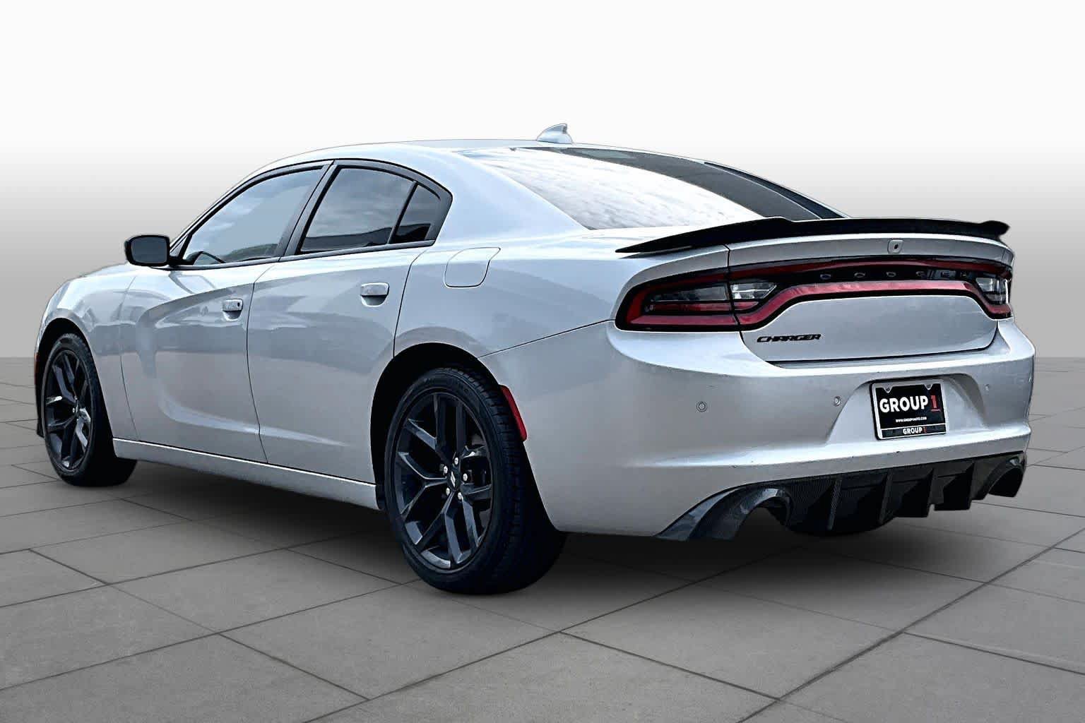 Used 2023 Dodge Charger SXT w/ Blacktop Package RWD image 12