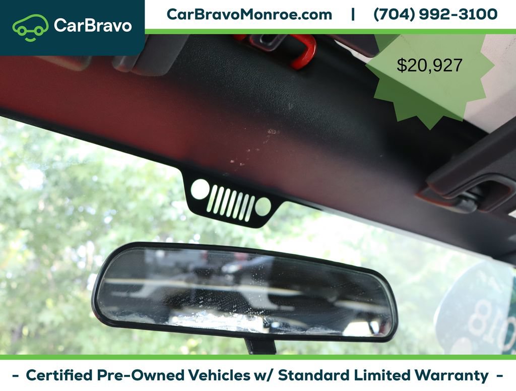 Used 2018 Jeep Wrangler Unlimited Sport w/ Connectivity Group AWD/4WD image 26