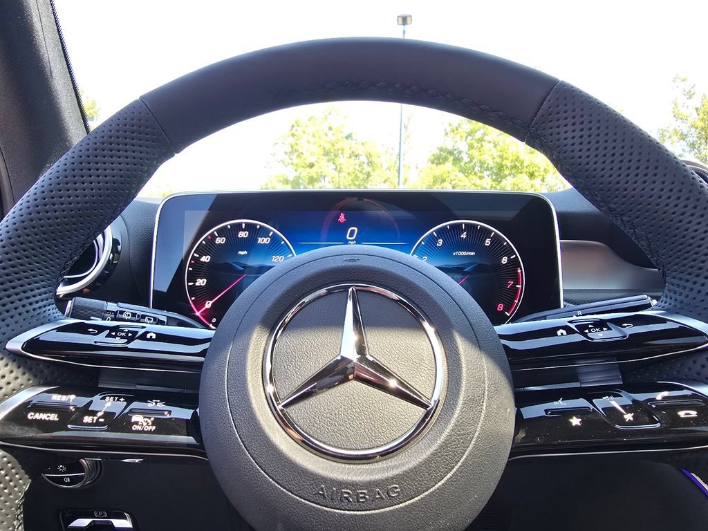 New 2027 Mercedes-Benz GLC 300 4MATIC image 29