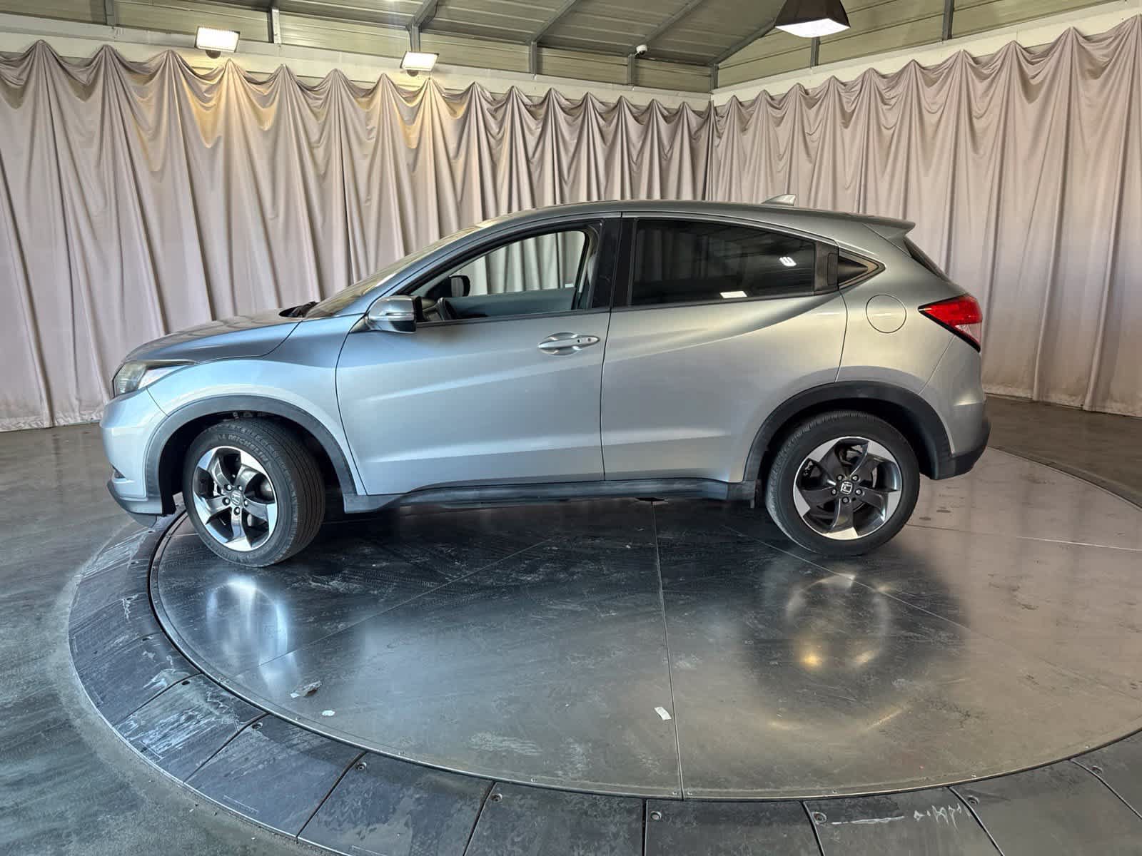 Used 2018 Honda HR-V EX image 7