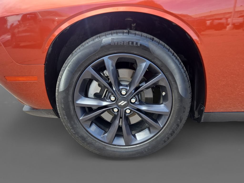 Used 2023 Dodge Challenger SXT w/ Blacktop Package AWD/4WD image 16