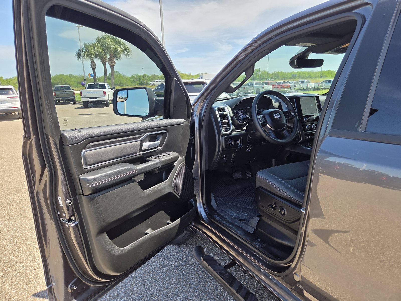 Used 2024 RAM 1500 Lone Star AWD/4WD image 16