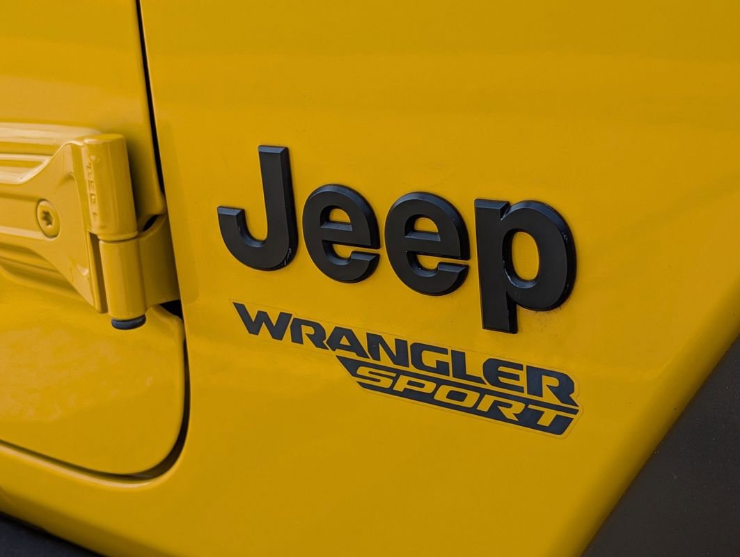 Used 2021 Jeep Wrangler Sport AWD/4WD image 25