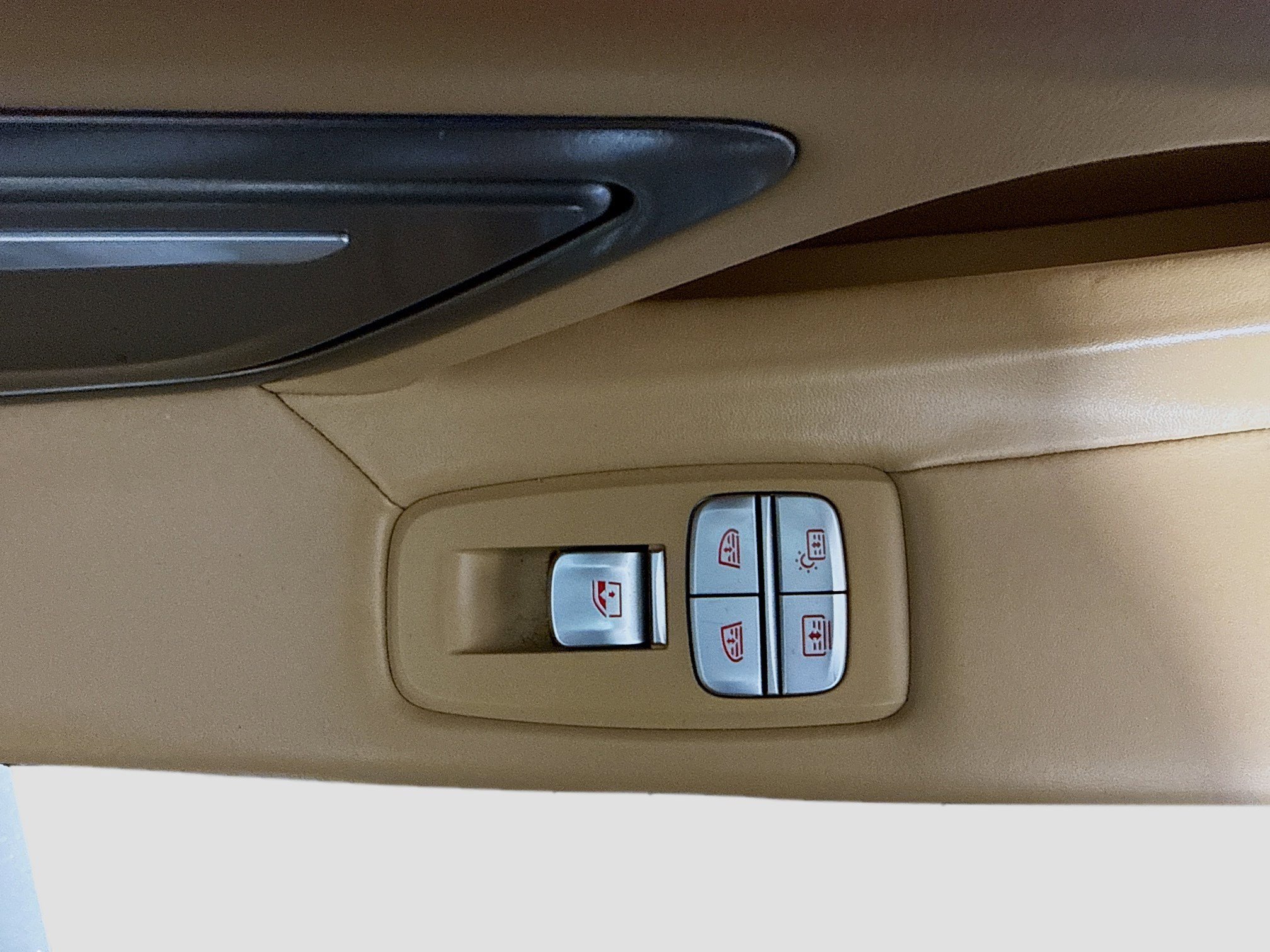 Used 2022 BMW 740i image 31