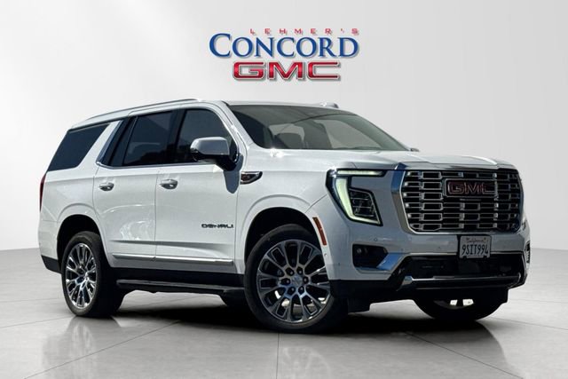 Used 2025 GMC Yukon Denali AWD/4WD image 2