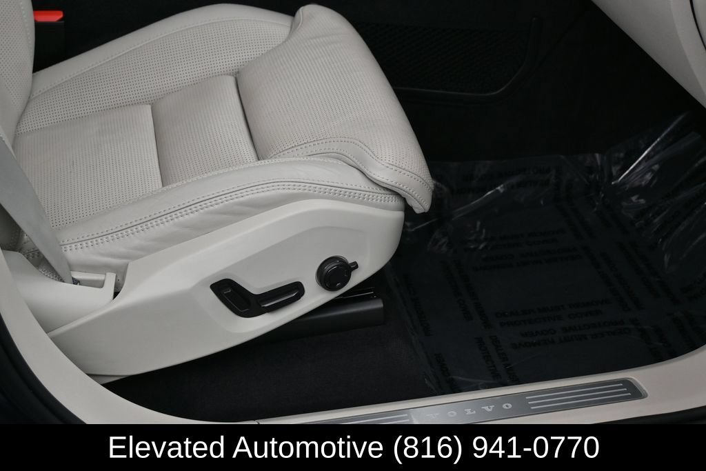 Used 2020 Volvo XC90 T6 Inscription AWD/4WD image 7