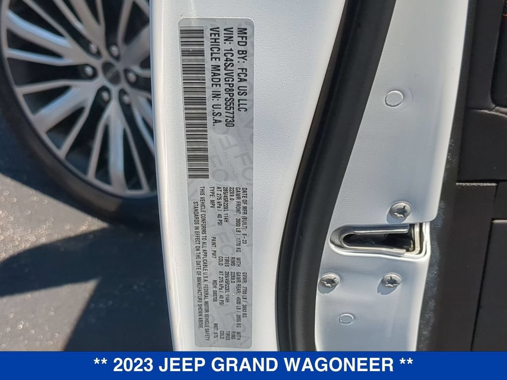 Used 2023 Jeep Grand Wagoneer Series III AWD/4WD image 26