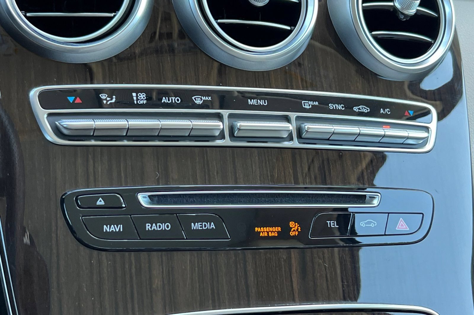 Used 2019 Mercedes-Benz GLC 300 image 24