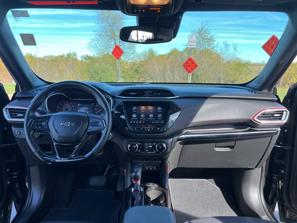 Used 2023 Chevrolet TrailBlazer RS w/ Convenience Package image 19