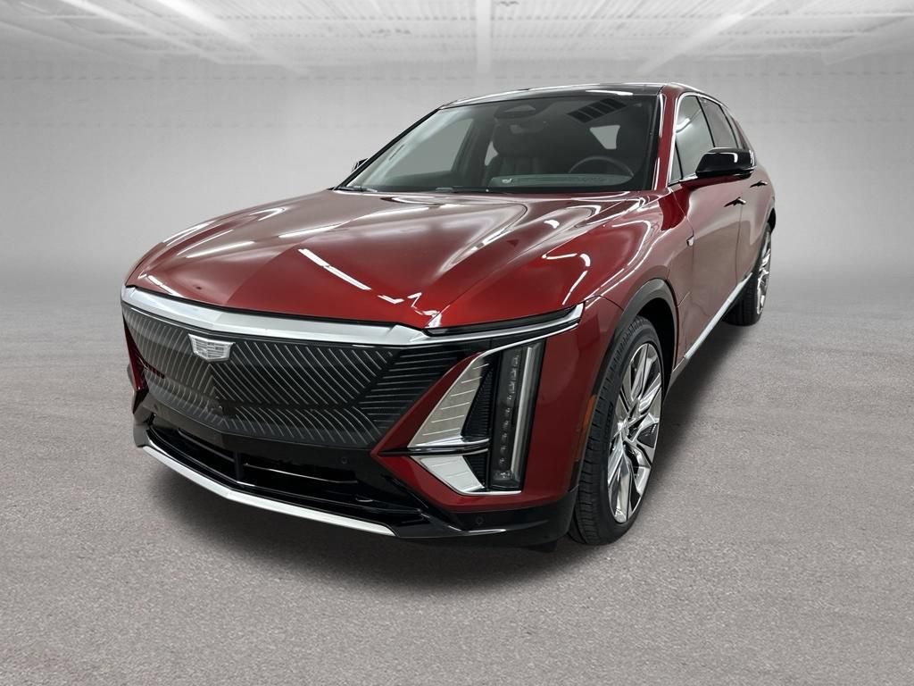 Certified 2025 Cadillac Lyriq Luxury w/ LPO, Floor Liner Package AWD/4WD image 5