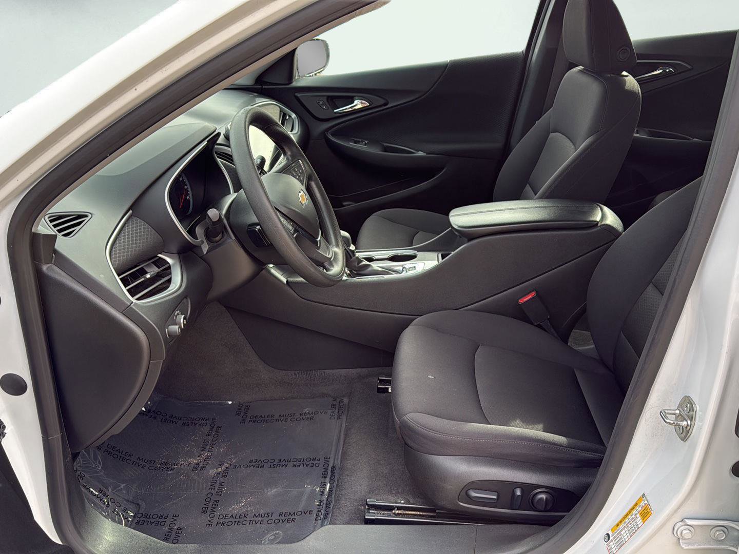 Used 2024 Chevrolet Malibu LT FWD image 24